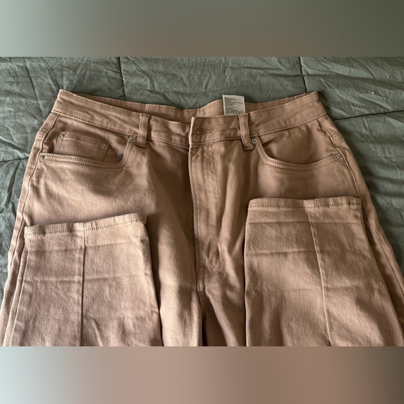 NWT Light pink straight jeans - Picture 2 of 2
